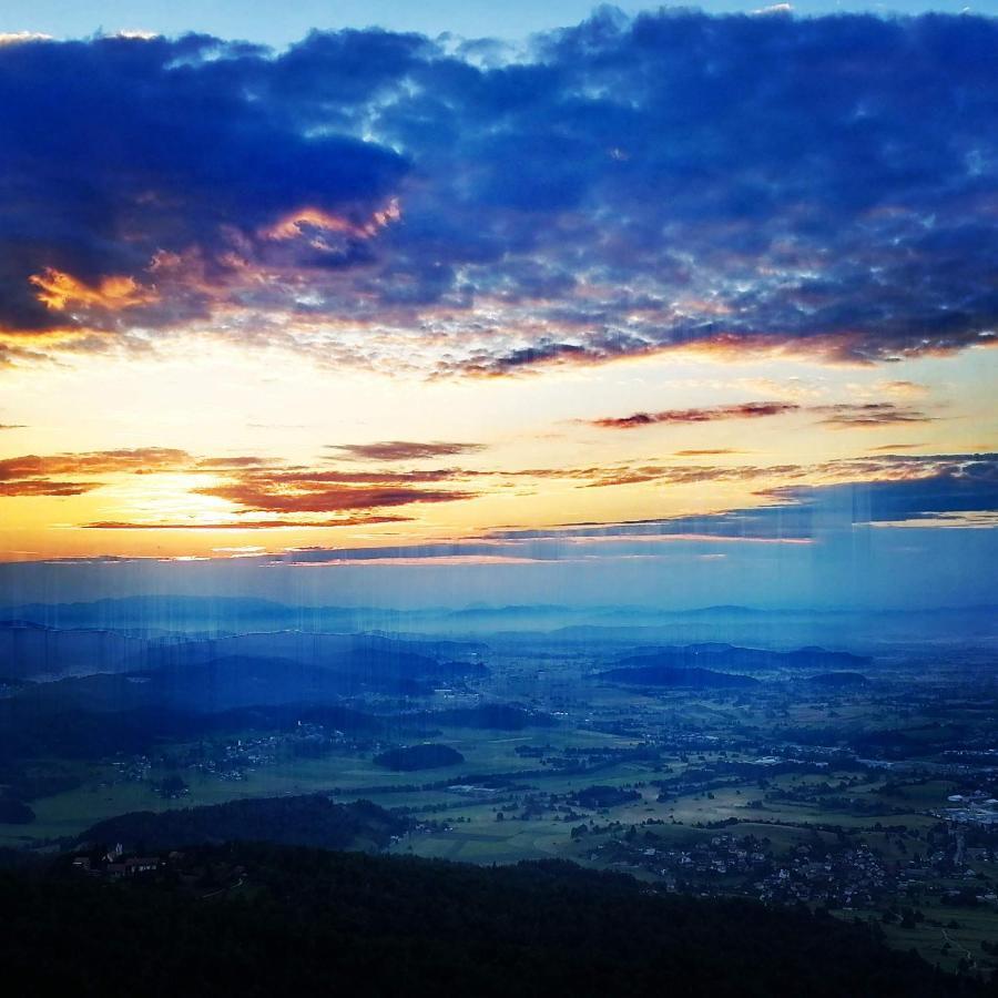 Apartmán Nauportus Vrhnika Exteriér fotografie
